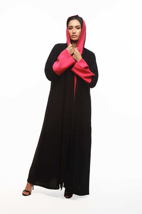 عباية رسمية بياقة مقلم