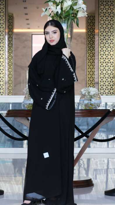 عبايه انيقه كتان اسود واورقنزا